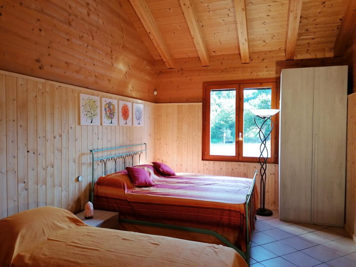 Agriturismo Bio Apipoli Lucino エクステリア 写真
