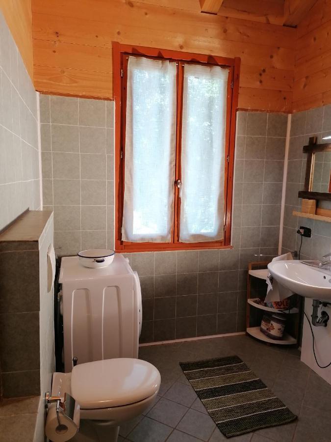 Agriturismo Bio Apipoli Lucino エクステリア 写真