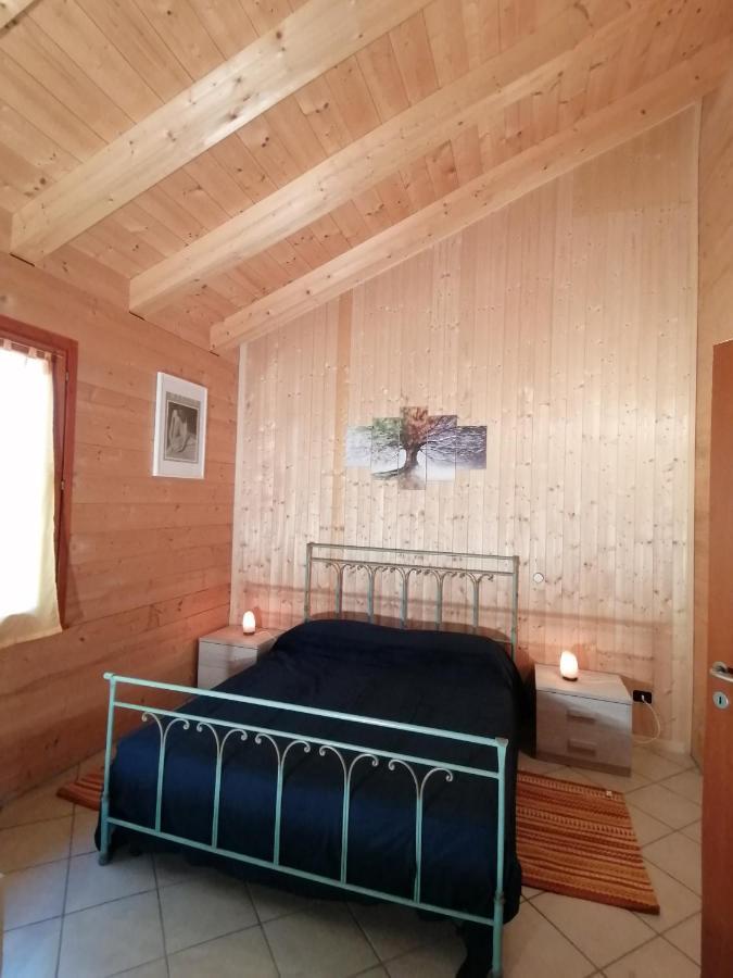 Agriturismo Bio Apipoli Lucino エクステリア 写真