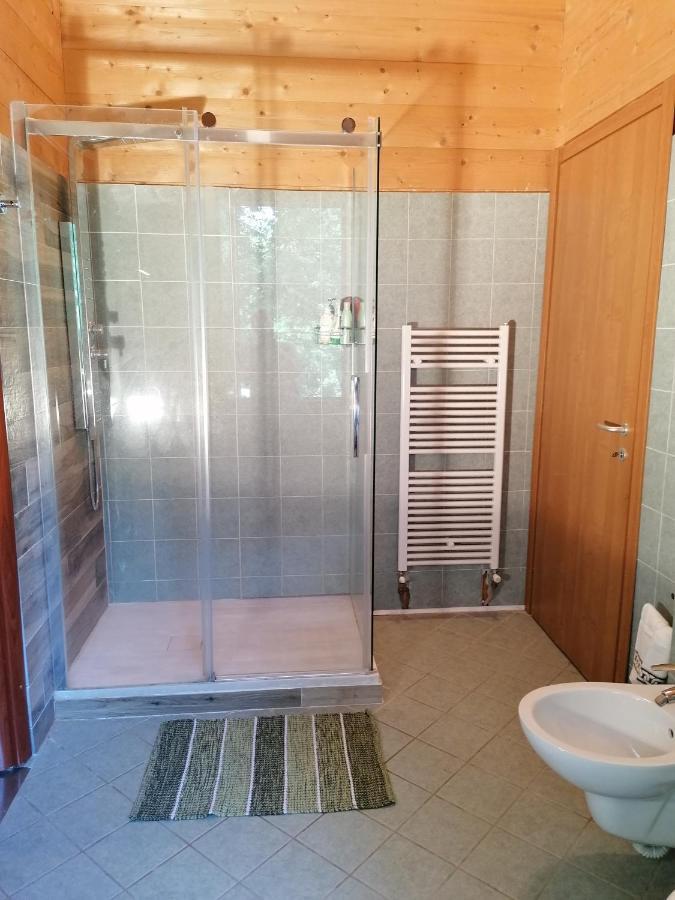 Agriturismo Bio Apipoli Lucino エクステリア 写真