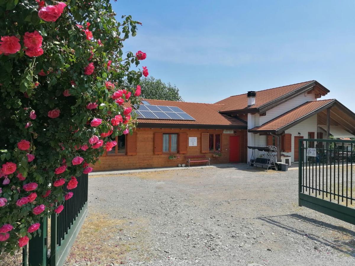 Agriturismo Bio Apipoli Lucino エクステリア 写真