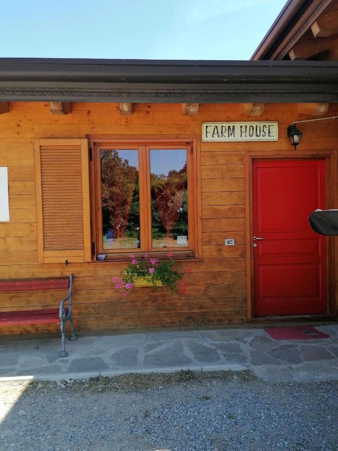 Agriturismo Bio Apipoli Lucino エクステリア 写真