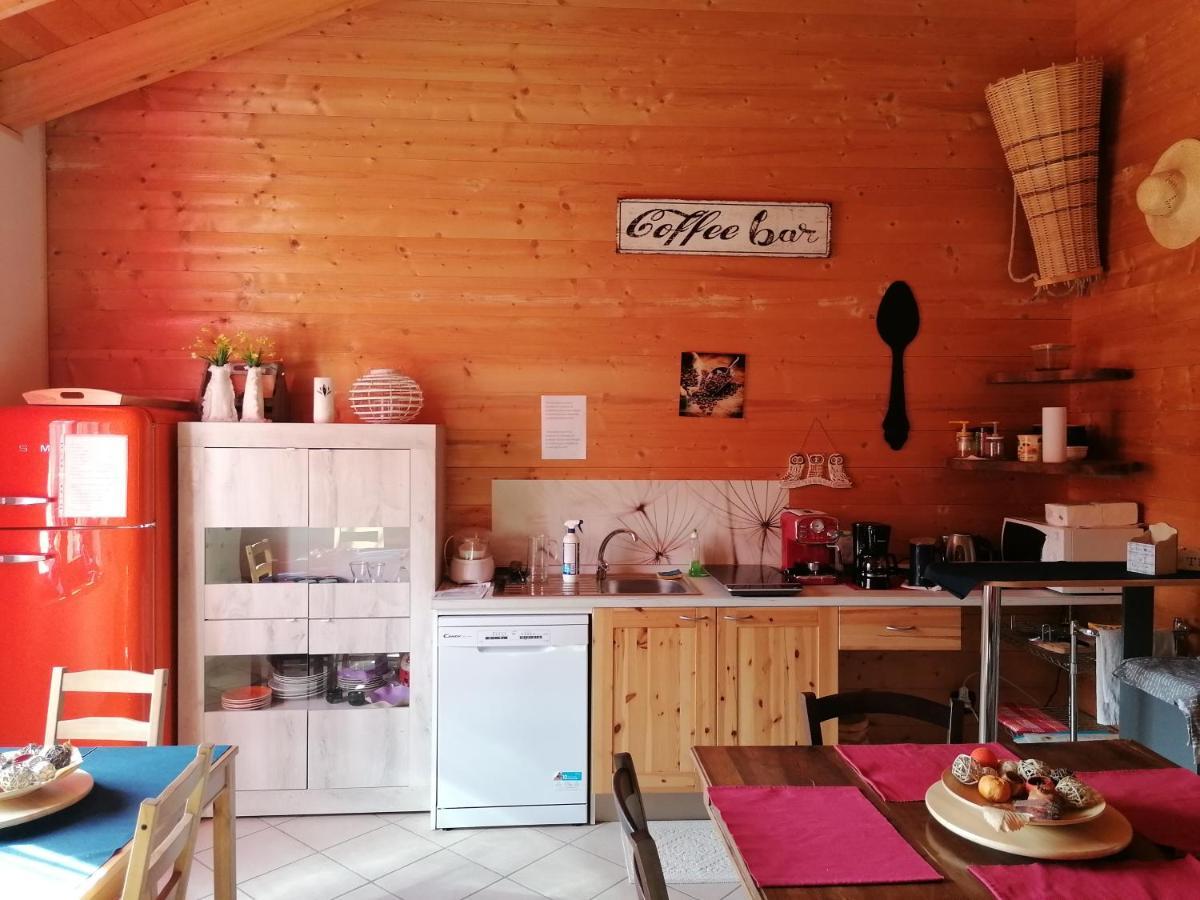 Agriturismo Bio Apipoli Lucino エクステリア 写真